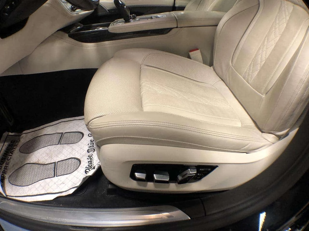 BMW 750 * 750i 750I XDRIVE AWD LEATHER SUNROOF NAV B/SPOT  | Mobile.bg � ����������� 17