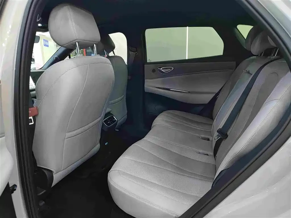 BYD Sea Lion 06 MODEL 520* PILOT EDITION* DISTRONIC* ������ ���� | Mobile.bg � ����������� 12