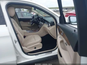 Mercedes-Benz GLC 300 4MATIC * DIGITAL * ПОДГРЕВ * КАМЕРА * ПАНОРАМА, снимка 10
