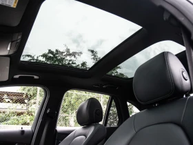 Mercedes-Benz GLC 300 AMG Sport * Панорама * АвтоКредит (ЦЕНА ДО БГ), снимка 12