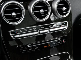 Mercedes-Benz GLC 300 AMG Sport * Панорама * АвтоКредит (ЦЕНА ДО БГ), снимка 16