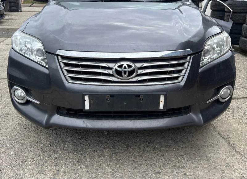 Toyota Rav4 2.2 d 2.0 d, снимка 1 - Автомобили и джипове - 44292142