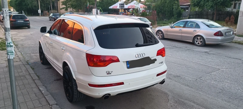 Audi Q7, снимка 3 - Автомобили и джипове - 47174471