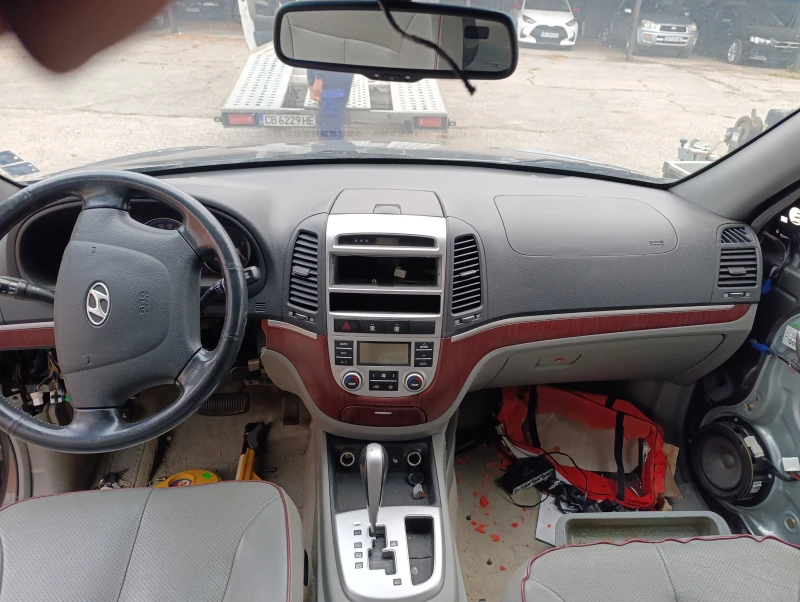 Hyundai Santa fe 2.2, снимка 8 - Автомобили и джипове - 47994407