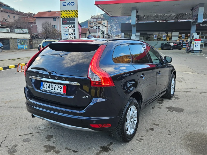 Volvo XC60 D3 FACELIFT/AVTOMAT, снимка 5 - Автомобили и джипове - 48387718