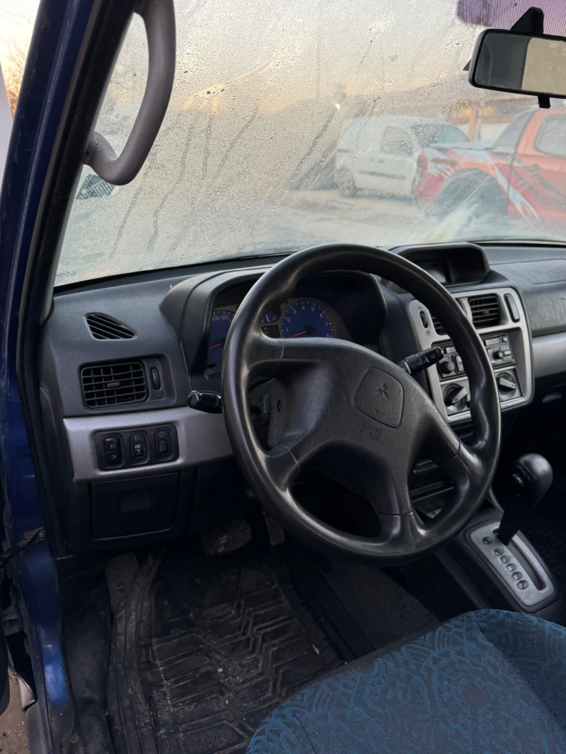 Mitsubishi Pajero pinin, снимка 5 - Автомобили и джипове - 48513415