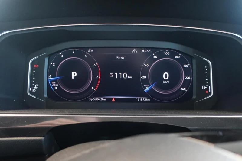 VW Tiguan R-LINE 4MOTION* FENDER* ПОДГРЕВ* ПАНОРАМА* КЕЙЛЕС, снимка 9 - Автомобили и джипове - 52752456