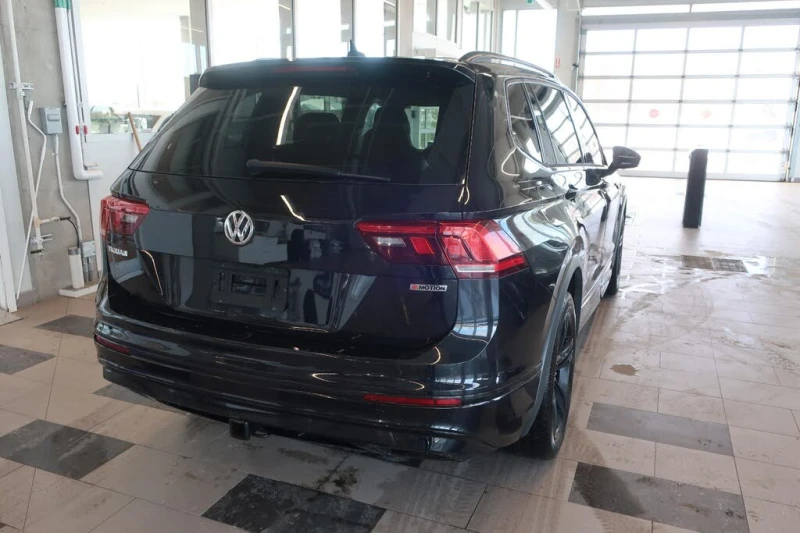 VW Tiguan R-LINE 4MOTION* FENDER* ПОДГРЕВ* ПАНОРАМА* КЕЙЛЕС, снимка 3 - Автомобили и джипове - 52752456
