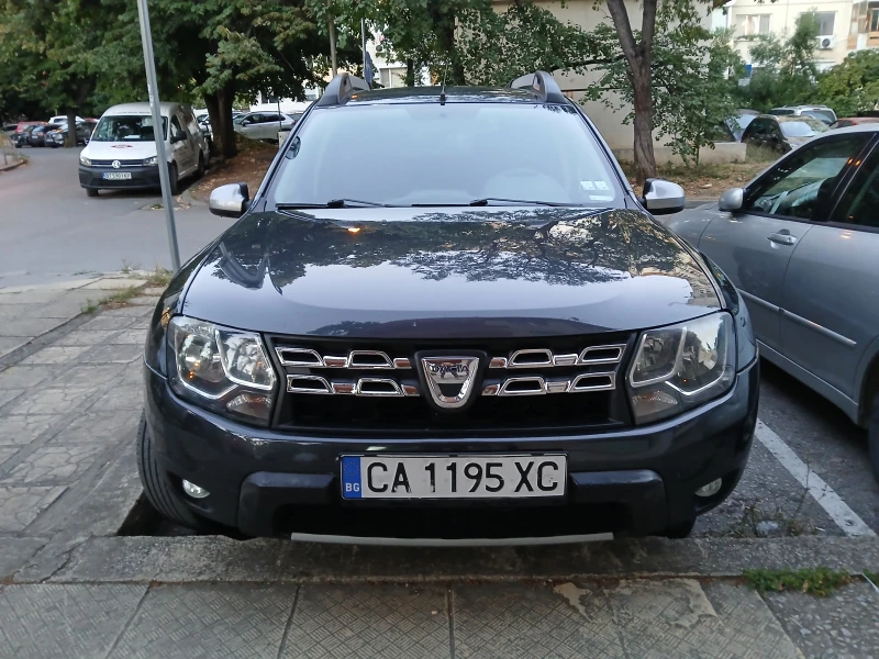 Dacia Duster 1.6i-4x4-Газ-бензин, снимка 3 - Автомобили и джипове - 53087387