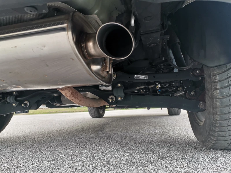 Hyundai IX35 1, 7cdti klima, снимка 17 - Автомобили и джипове - 53096579