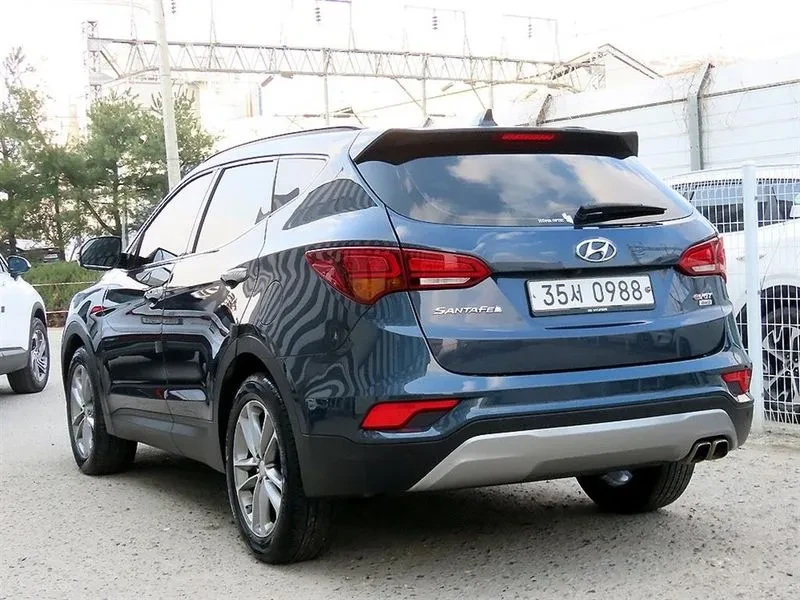Hyundai Santa fe 2.2 CRDI 4WD - САМО 30% АВАНС, снимка 2 - Автомобили и джипове - 55740251