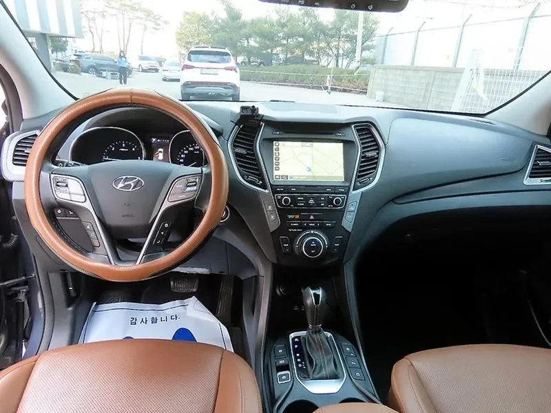 Hyundai Santa fe 2.2 CRDI 4WD - САМО 30% АВАНС, снимка 7 - Автомобили и джипове - 55740251