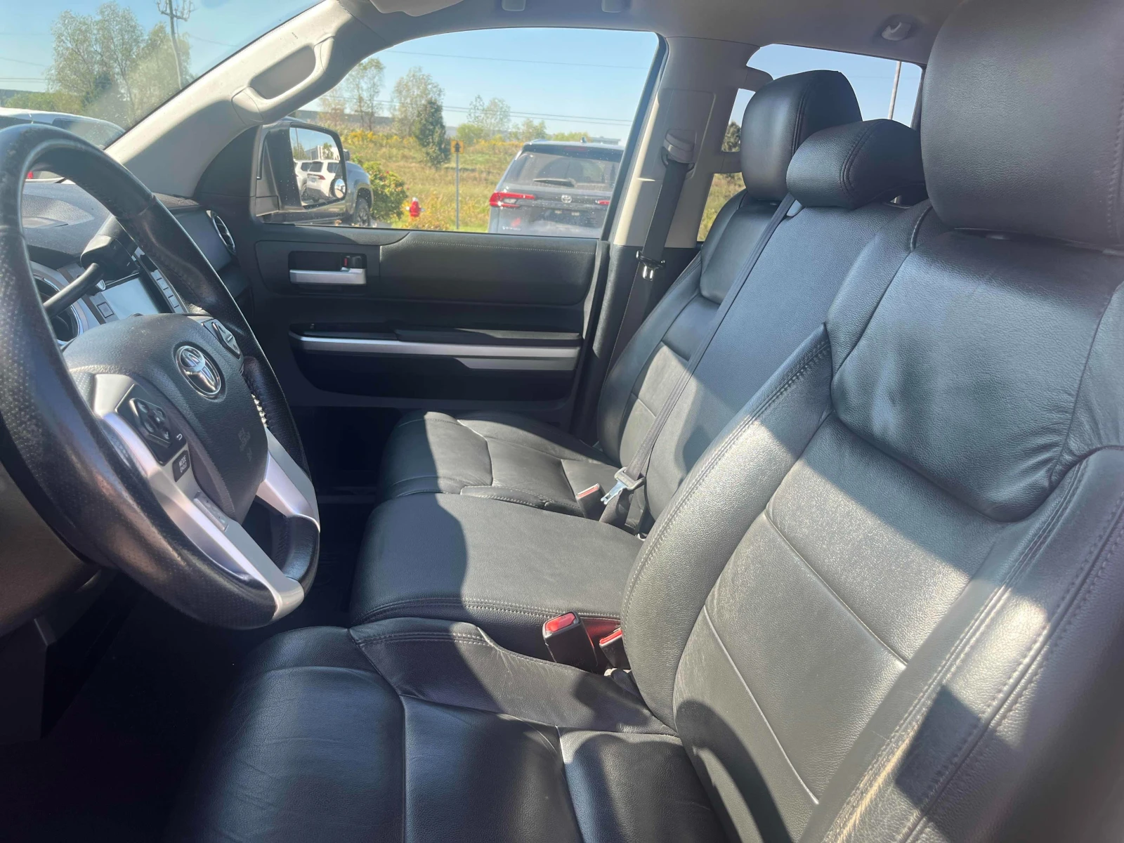 Toyota Tundra * * 5.7 * * SR* * CARFAX * * АВТО КРЕДИТ * *  - изображение 6