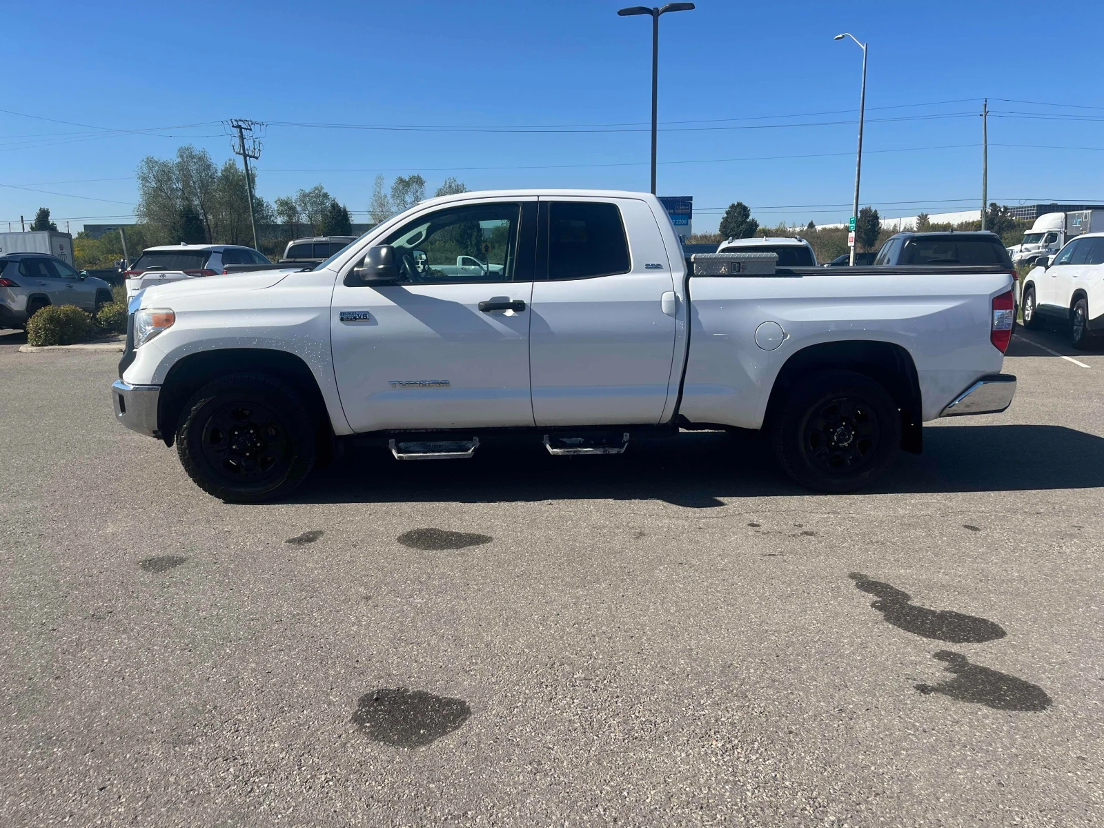 Toyota Tundra * * 5.7 * * SR* * CARFAX * * АВТО КРЕДИТ * *  - изображение 2