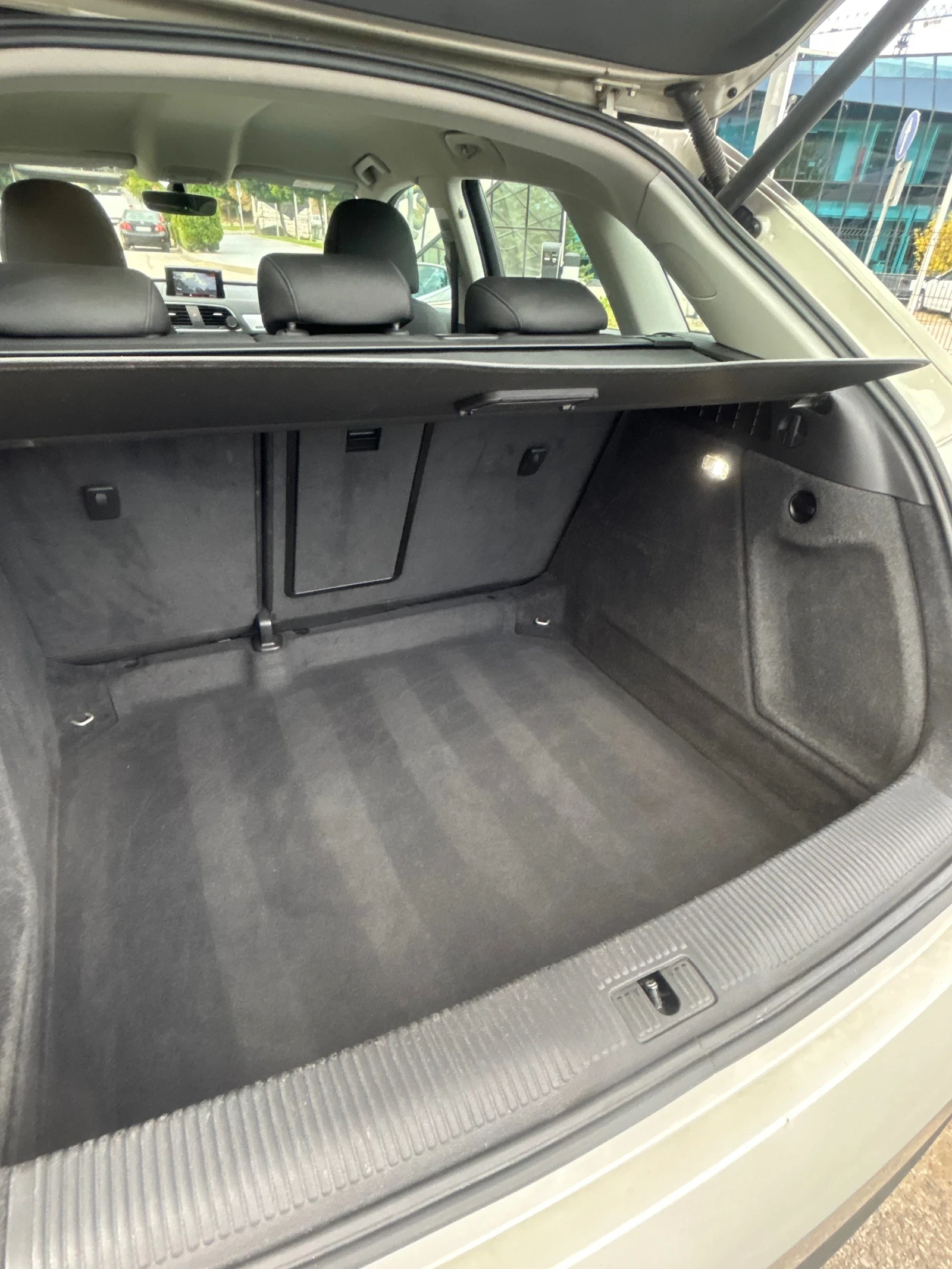 Audi Q3 QUATTRO/ S-TRONIC/ FACE/ FULL LED/ NAVI | Mobile.bg � ����������� 11