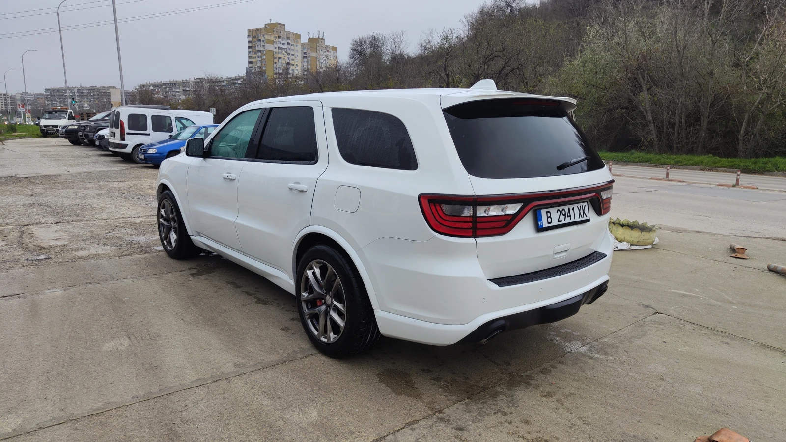 Dodge Durango 6.4 SRT - изображение 4