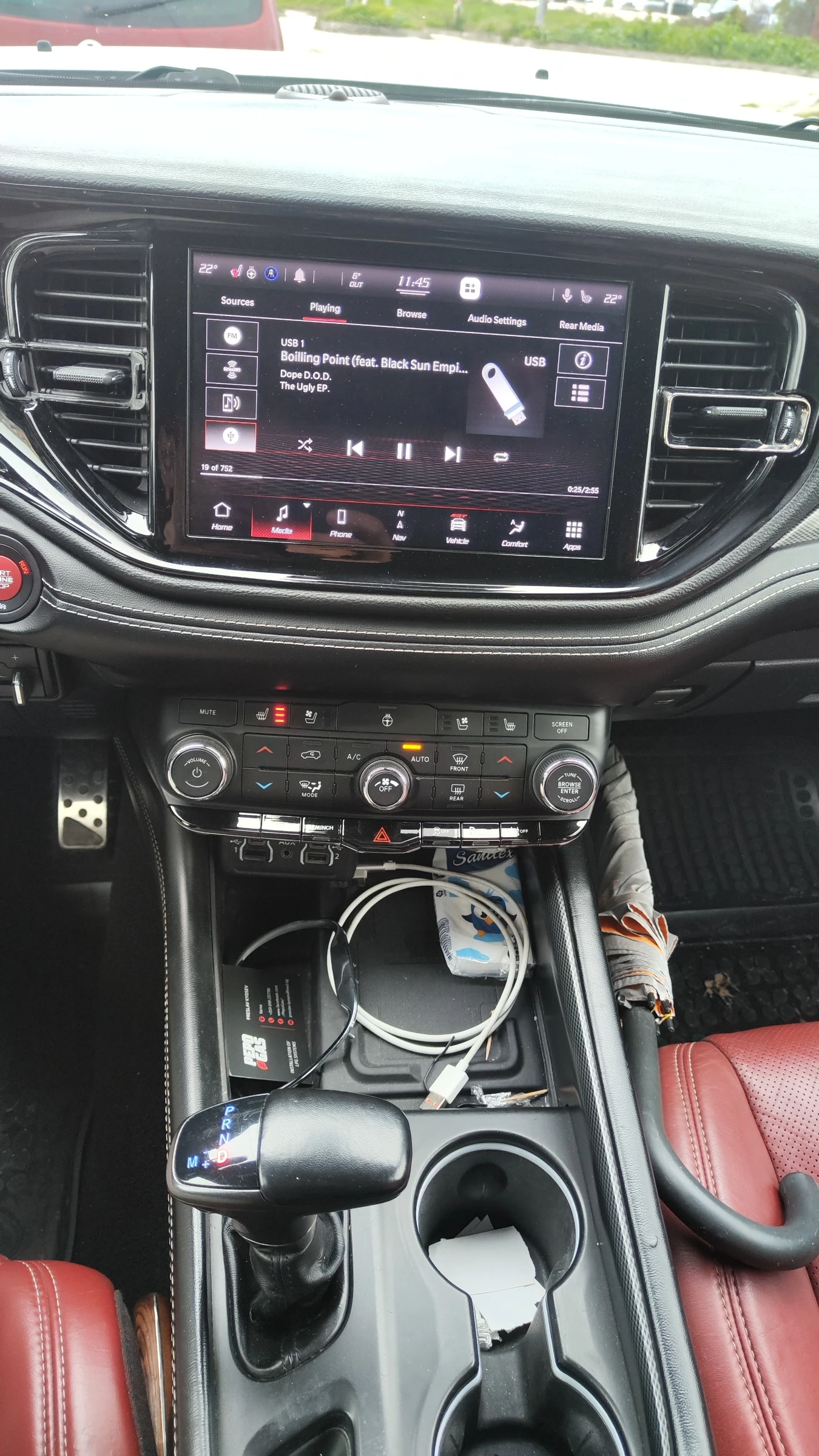 Dodge Durango 6.4 SRT - изображение 5