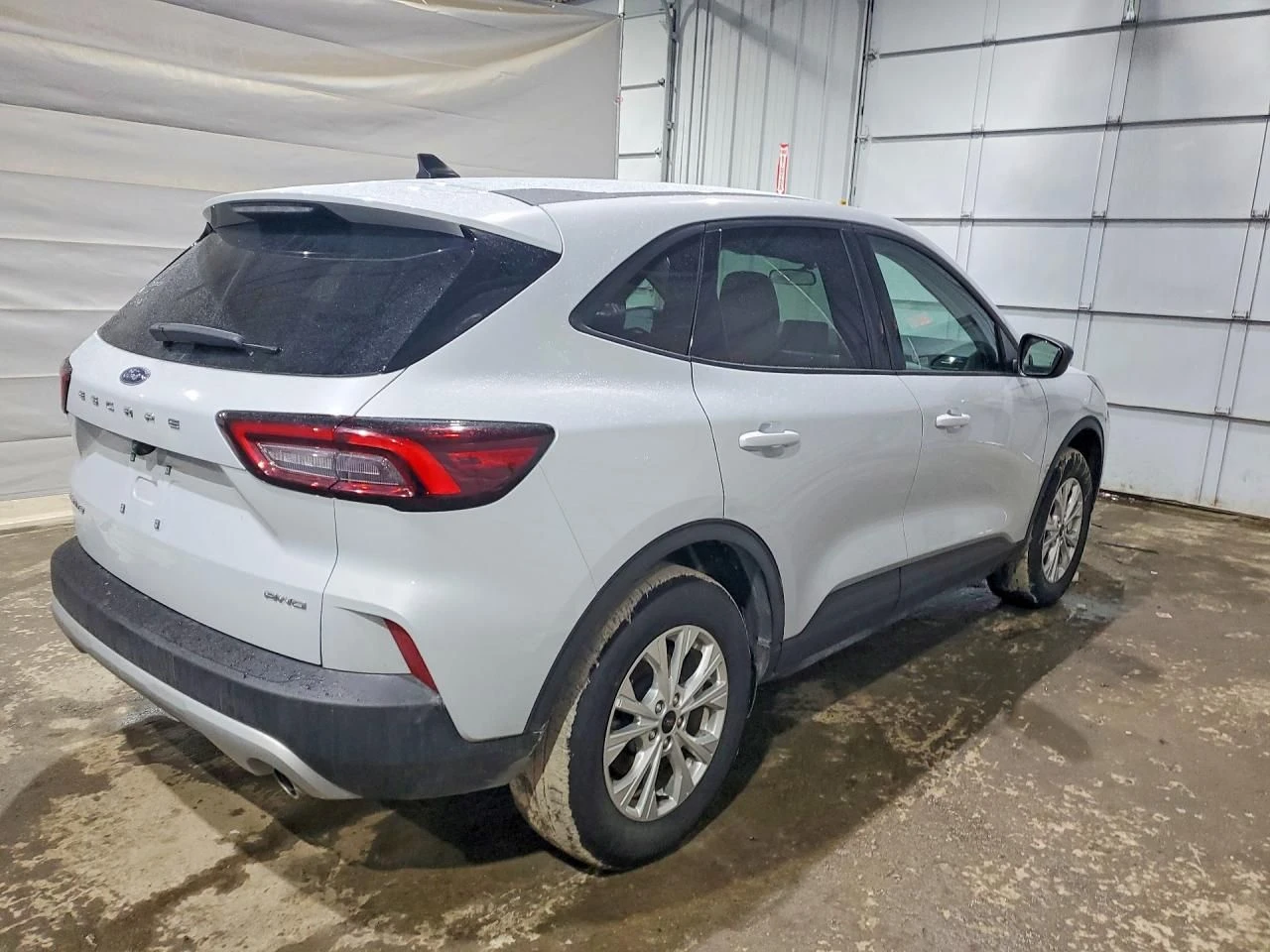 Ford Escape, снимка 3 - Автомобили и джипове - 54047266