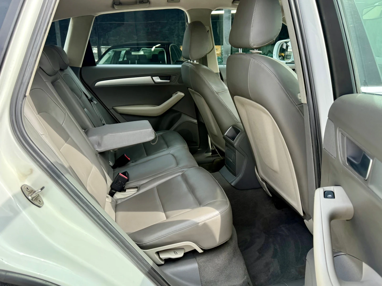 Audi Q5 3.0TDI* V6* Allroad* �������* ����* ���������*  | Mobile.bg � ����������� 14