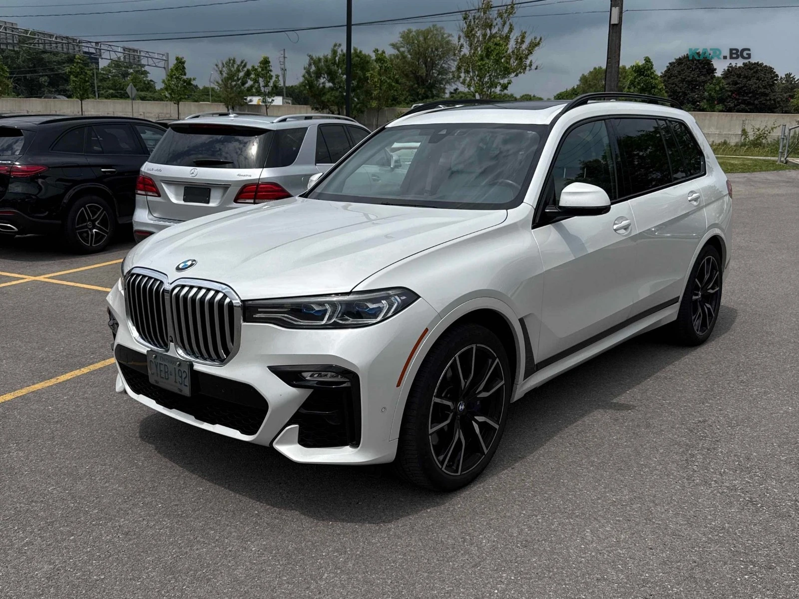BMW X7 xDrive50i * АвтоКредит * (ЦЕНА ДО БГ), снимка 2 - Автомобили и джипове - 54876363