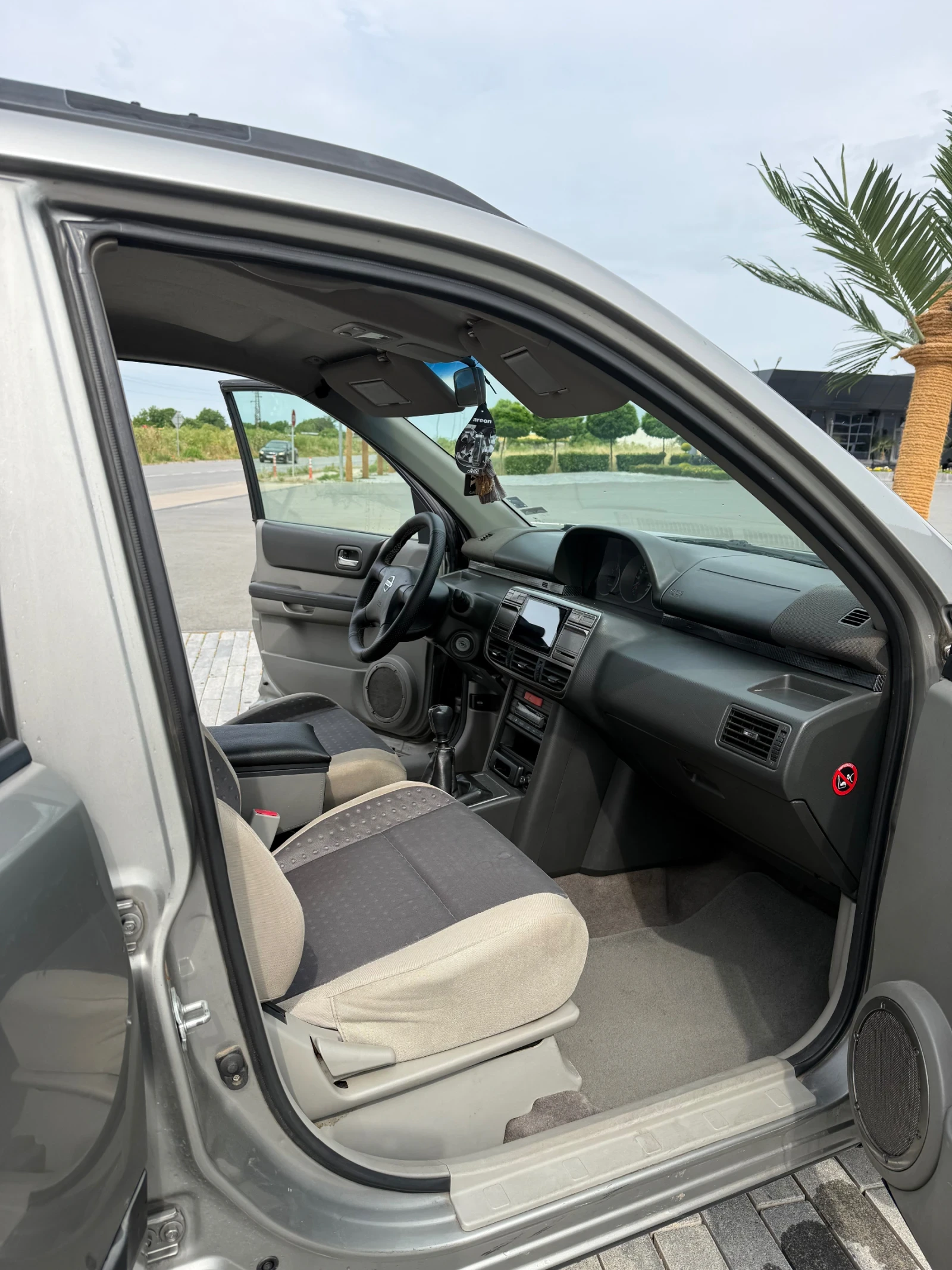 Nissan X-trail T30, снимка 10 - Автомобили и джипове - 54925359