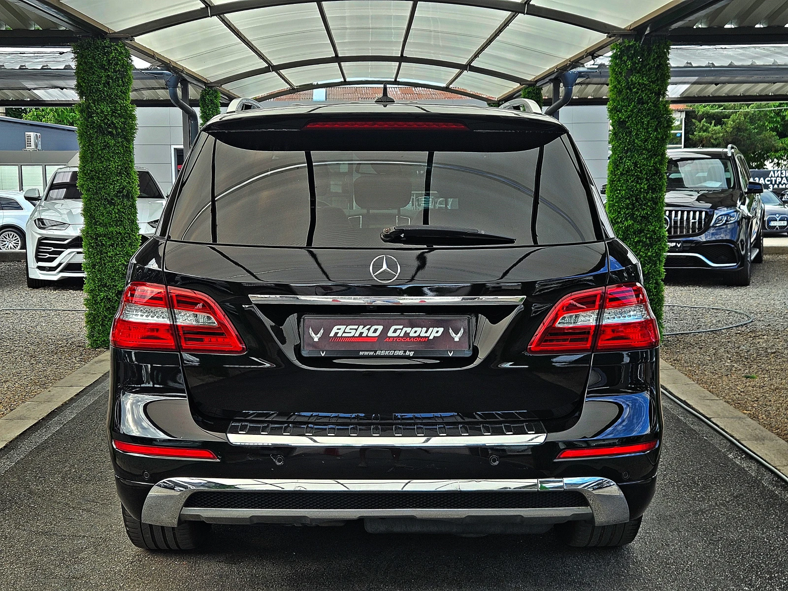 Mercedes-Benz ML 350 AMG/МОНИТОРИ/CAMERA/ПОДГРЕВ/ОБДУХ/AIRMAT/KEY GO/LI, снимка 6 - Автомобили и джипове - 54943282