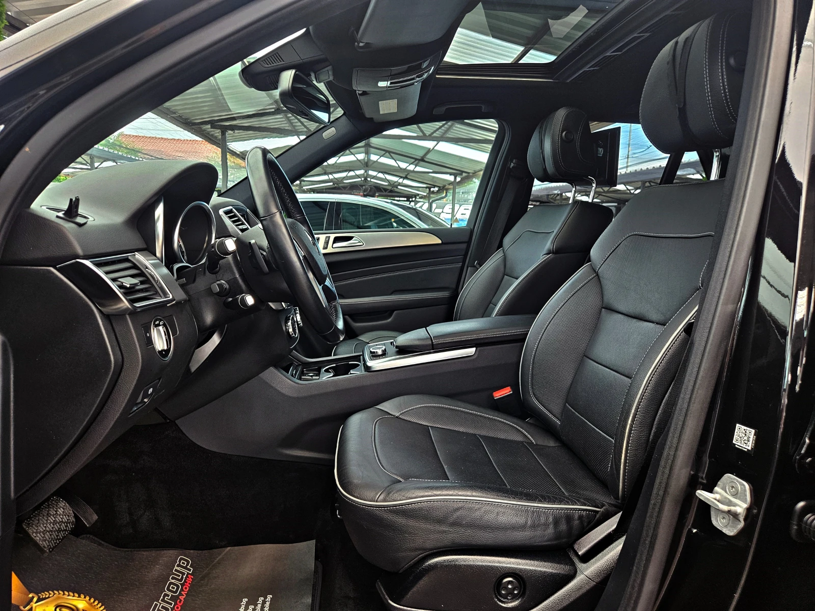 Mercedes-Benz ML 350 AMG/МОНИТОРИ/CAMERA/ПОДГРЕВ/ОБДУХ/AIRMAT/KEY GO/LI, снимка 10 - Автомобили и джипове - 54943282
