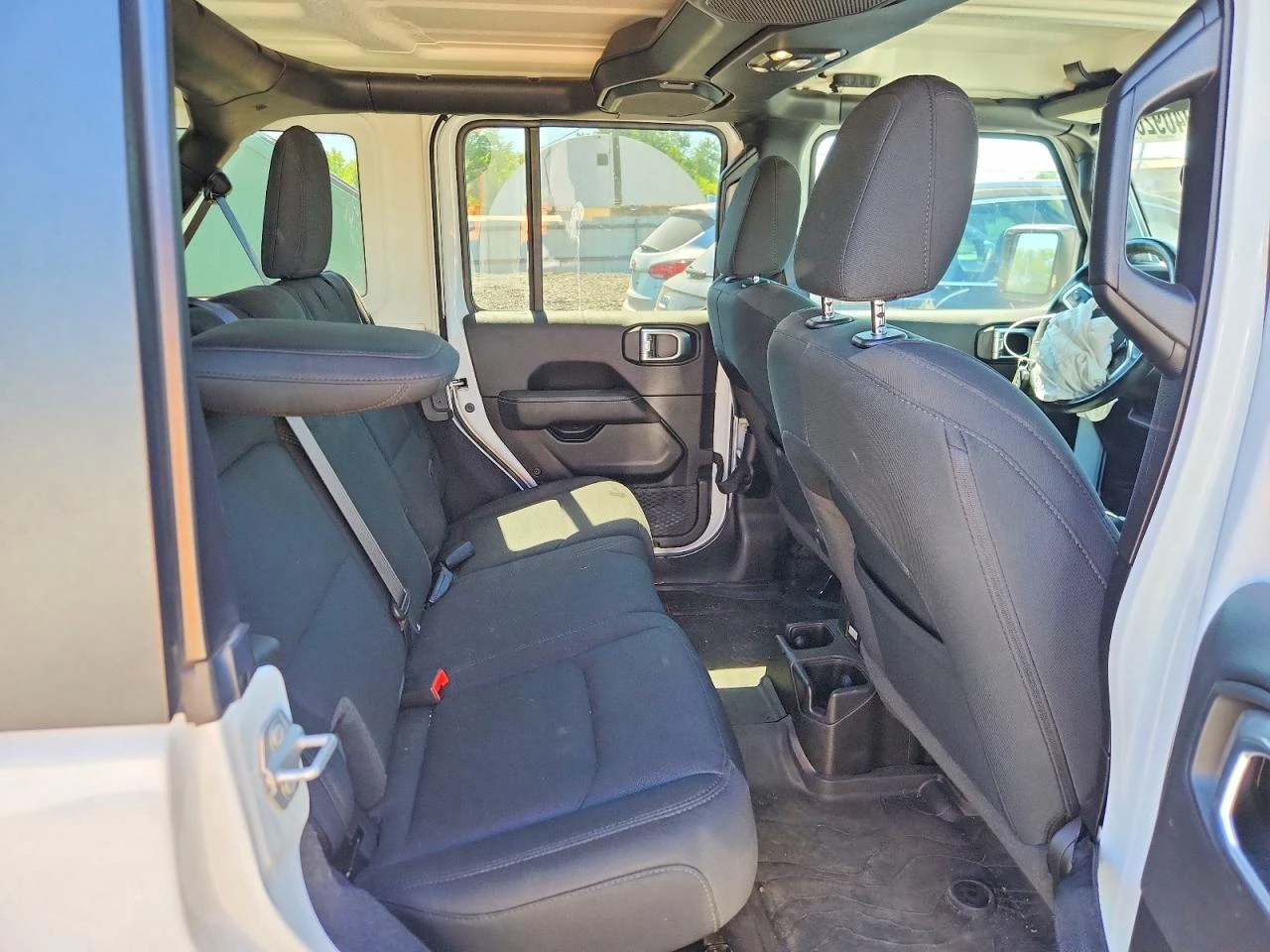 Jeep Wrangler 2.0l Unlimited Sahara, снимка 10 - Автомобили и джипове - 55106549