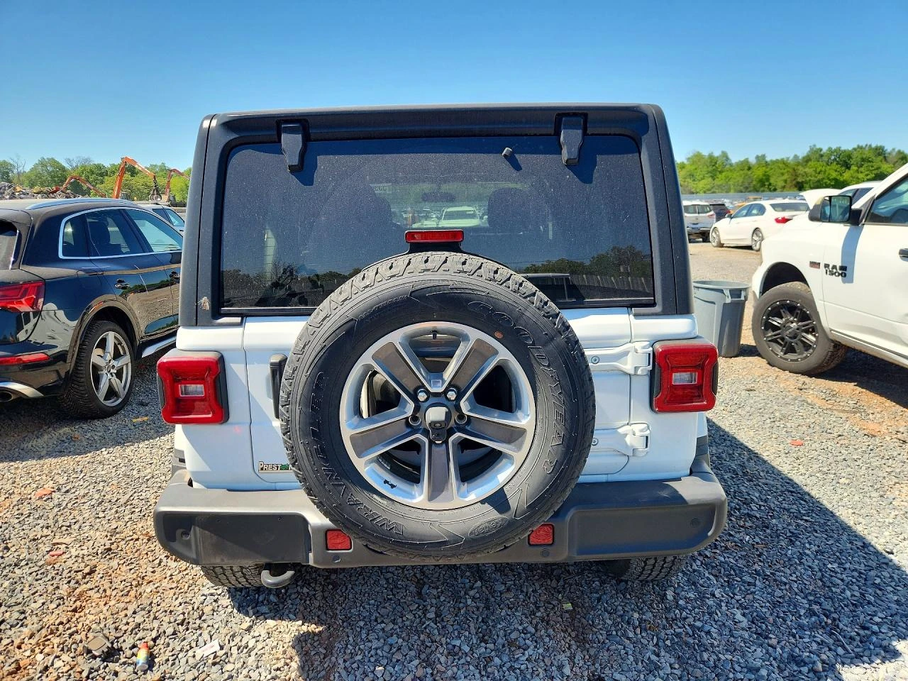 Jeep Wrangler 2.0l Unlimited Sahara, снимка 5 - Автомобили и джипове - 55106549