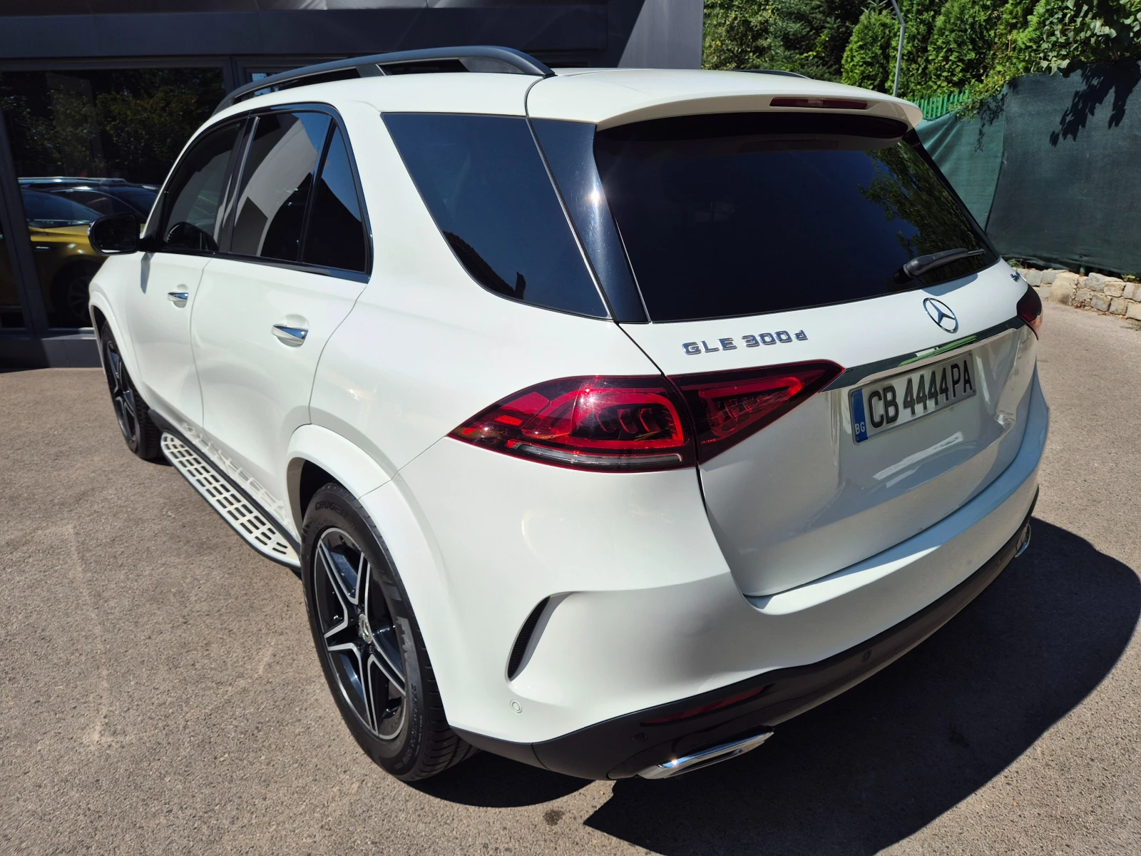 Mercedes-Benz GLE 300 AMG 4Matic Панорама, снимка 3 - Автомобили и джипове - 55836466