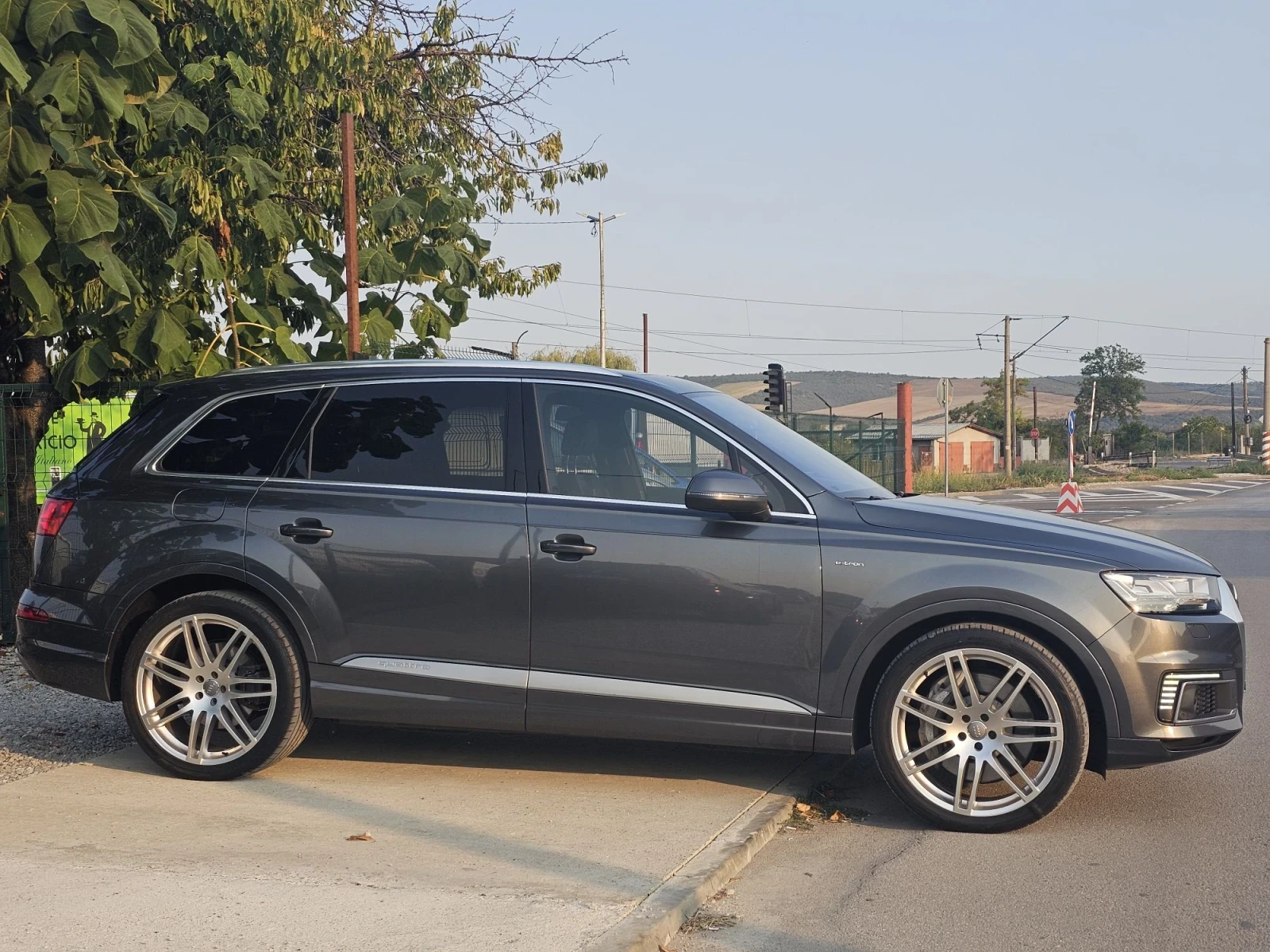 Audi Q7 ТОП !, снимка 4 - Автомобили и джипове - 56046663