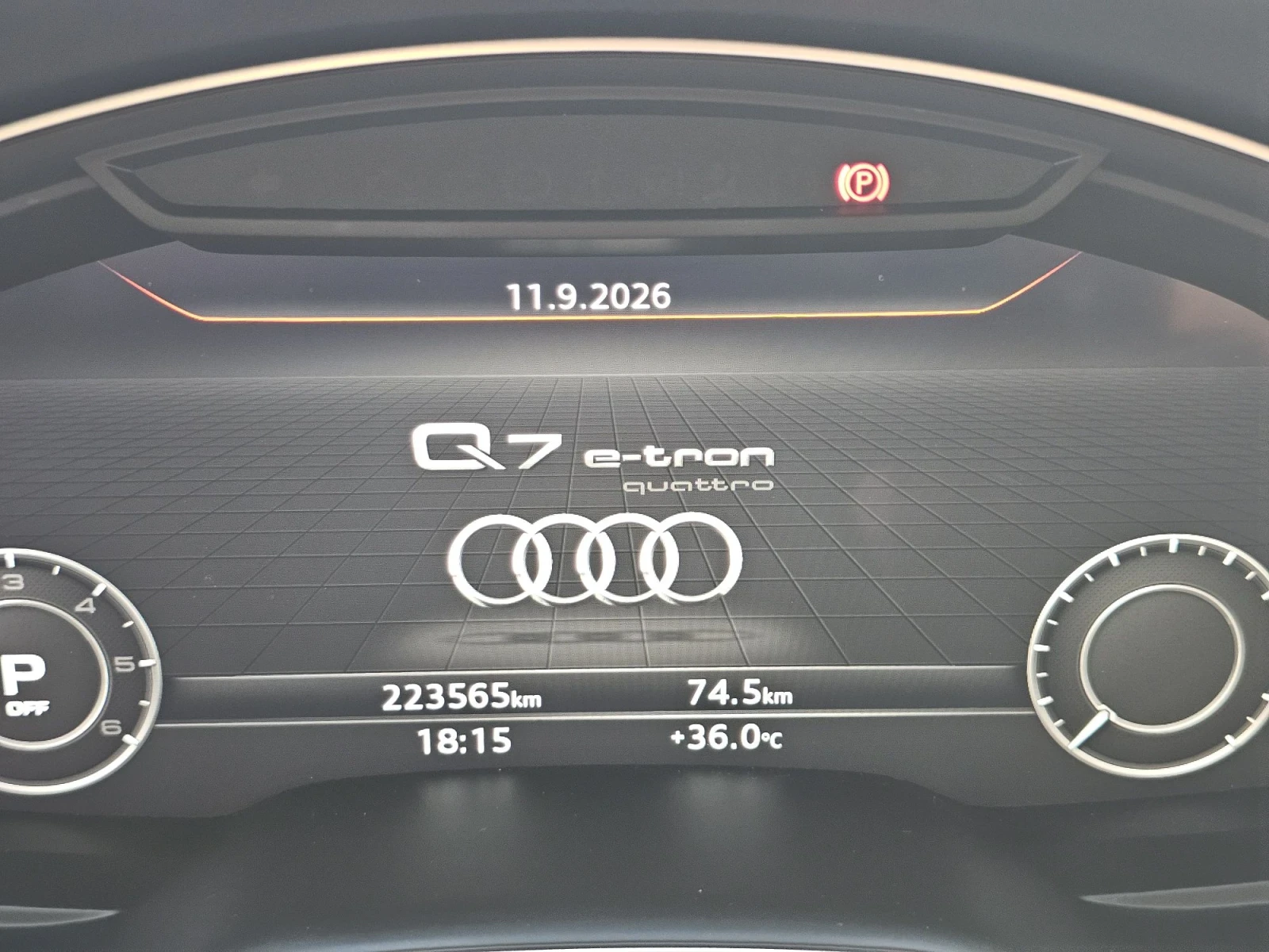 Audi Q7 ТОП !, снимка 12 - Автомобили и джипове - 56046663