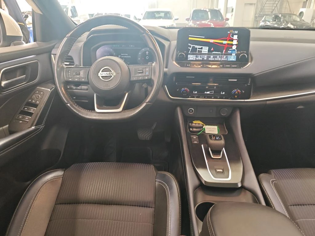 Nissan Qashqai 1.3 Premium MHEV, снимка 7 - Автомобили и джипове - 56068345