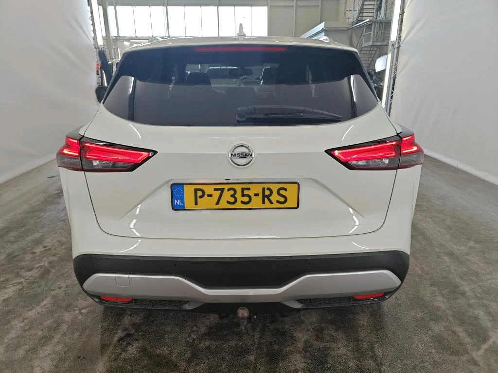 Nissan Qashqai 1.3 Premium MHEV, снимка 5 - Автомобили и джипове - 56068345