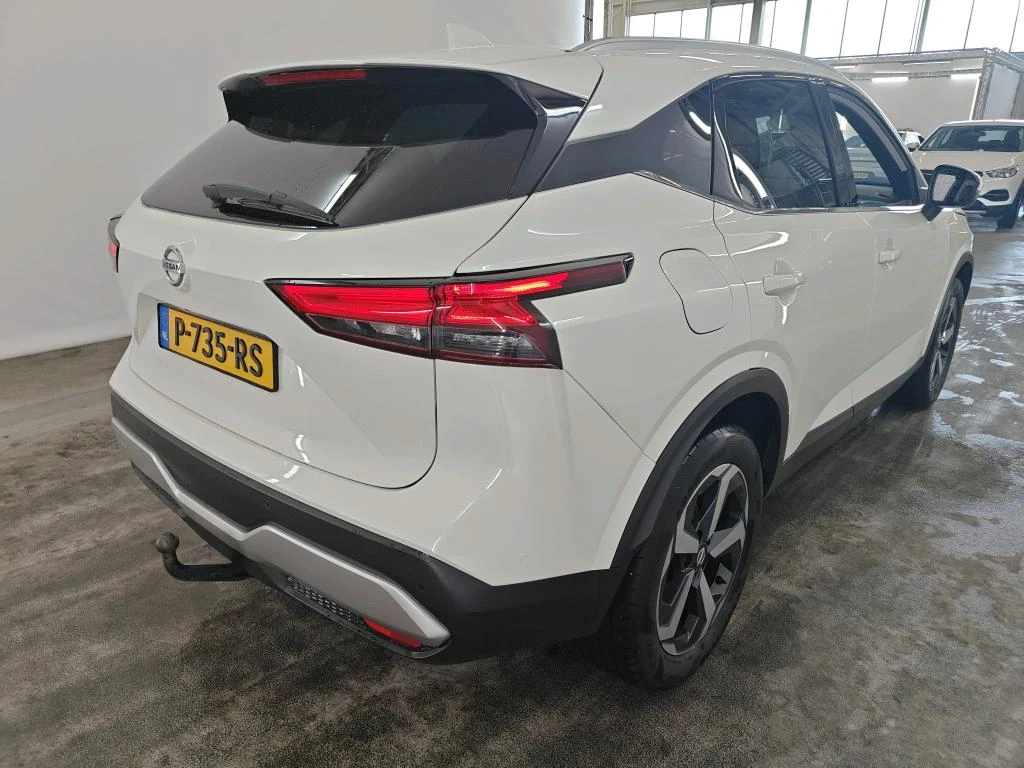 Nissan Qashqai 1.3 Premium MHEV, снимка 4 - Автомобили и джипове - 56068345