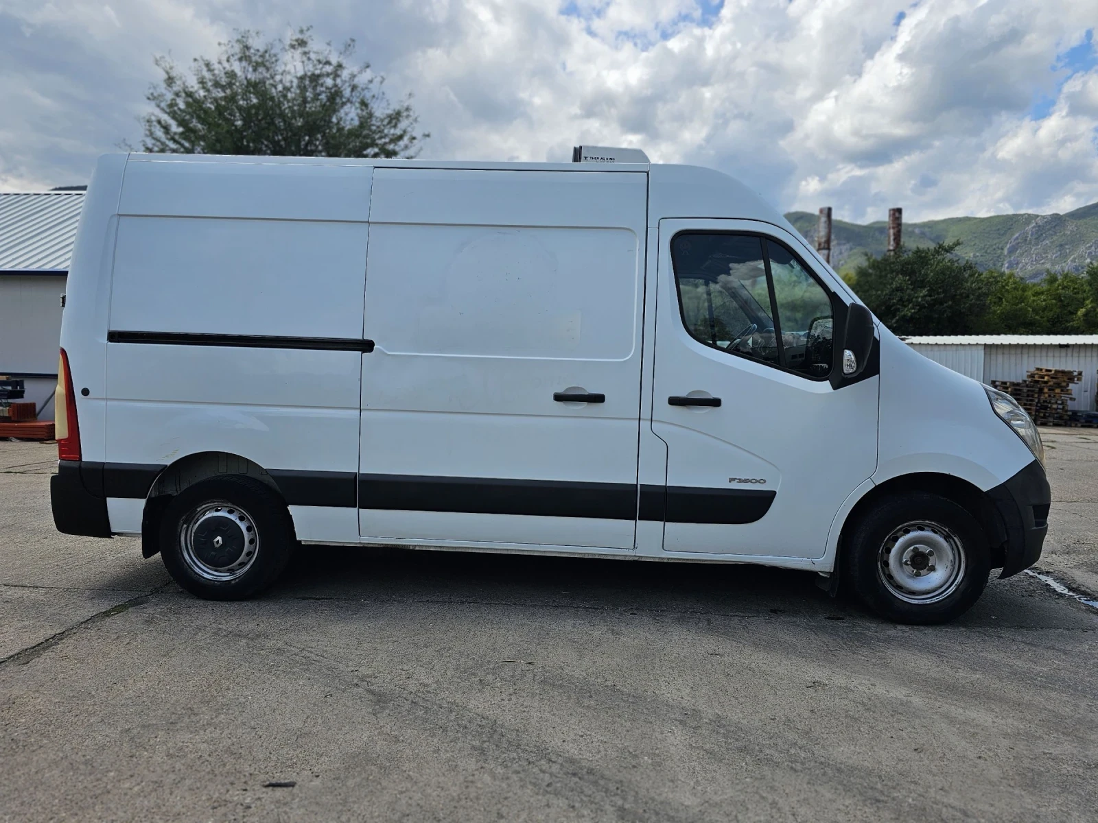 Renault Master L2H2 2.3dci - изображение 6