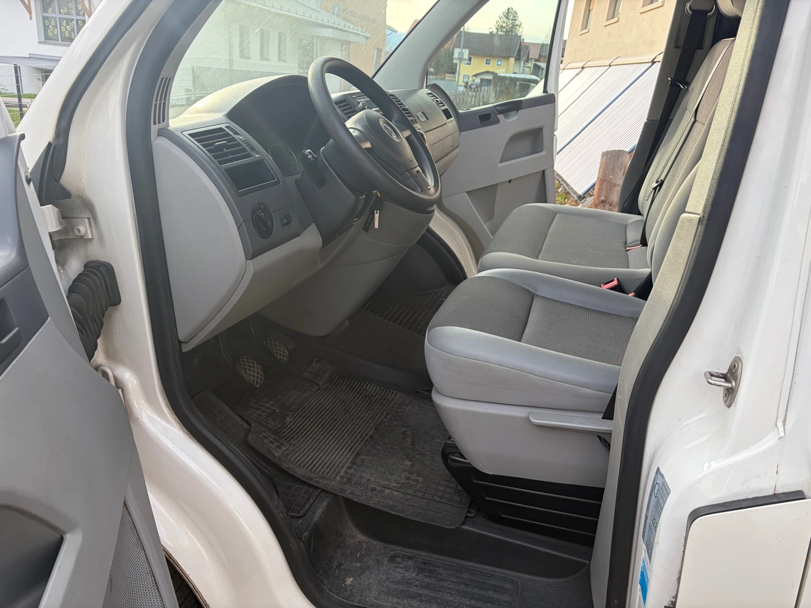 VW Transporter Т5 - изображение 8