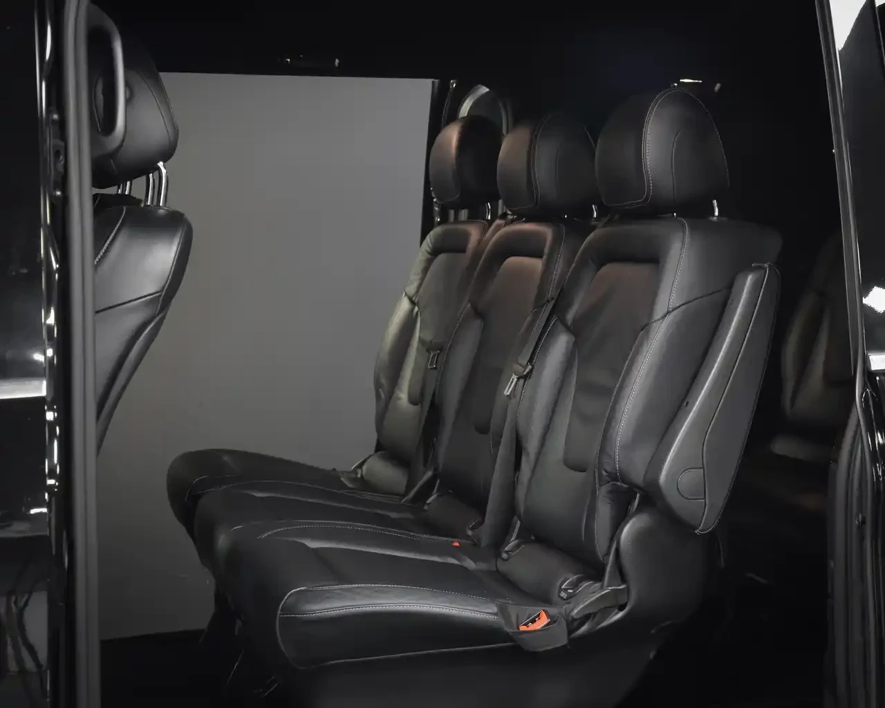 Mercedes-Benz V 250 Amg packet, обслужен, снимка 7 - Бусове и автобуси - 56690882