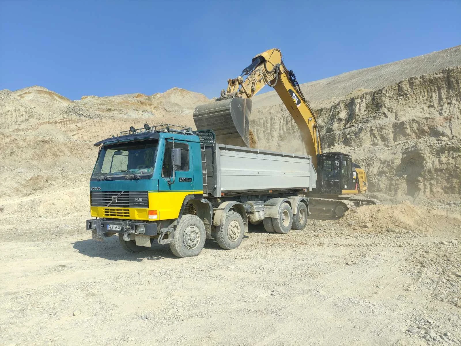 Volvo Fl12  - изображение 3