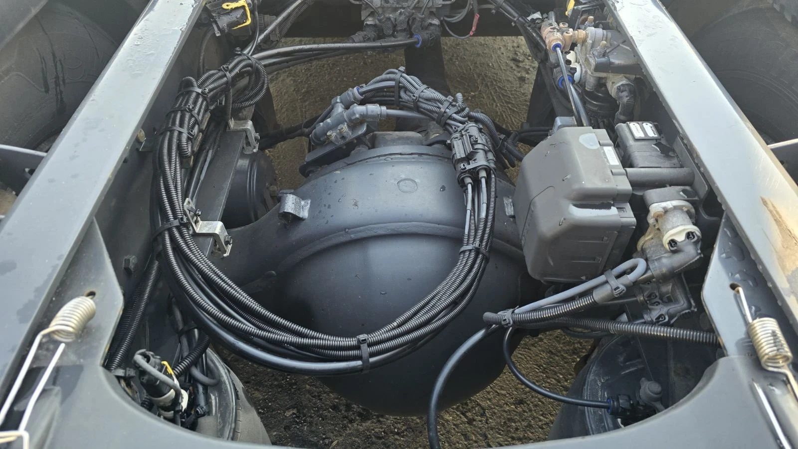 Scania S 500 6Х2 / евро 6 - изображение 10