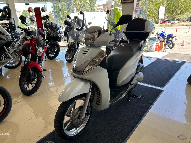 Honda Sh 300IE, снимка 10 - Мотоциклети и мототехника - 45354092