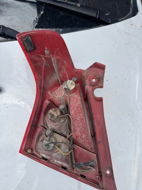 Suzuki Swift 2007г  десен стоп, снимка 2