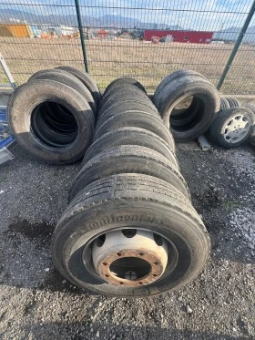 Гуми, снимка 8