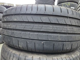      215/40R18