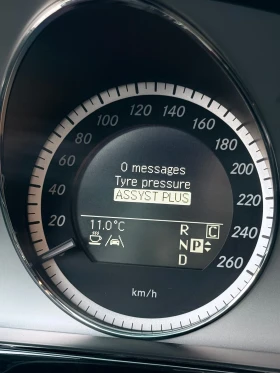 Mercedes-Benz E 350 3.0, снимка 10