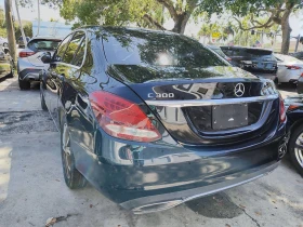 Mercedes-Benz C 300, снимка 8