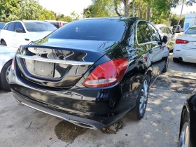 Mercedes-Benz C 300, снимка 11