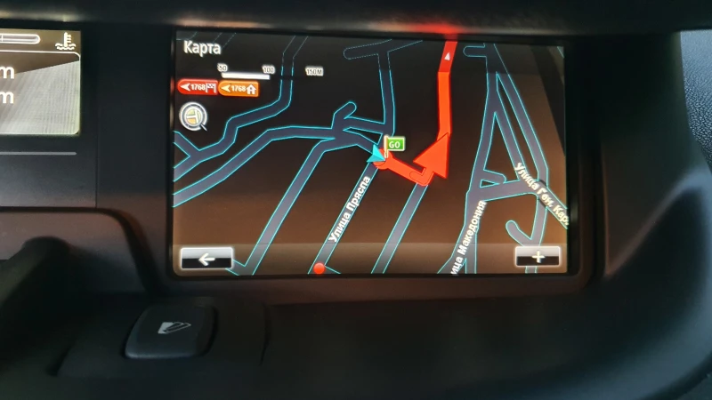 Renault Grand scenic 1.6 dci BOSE, снимка 12 - Автомобили и джипове - 52554808