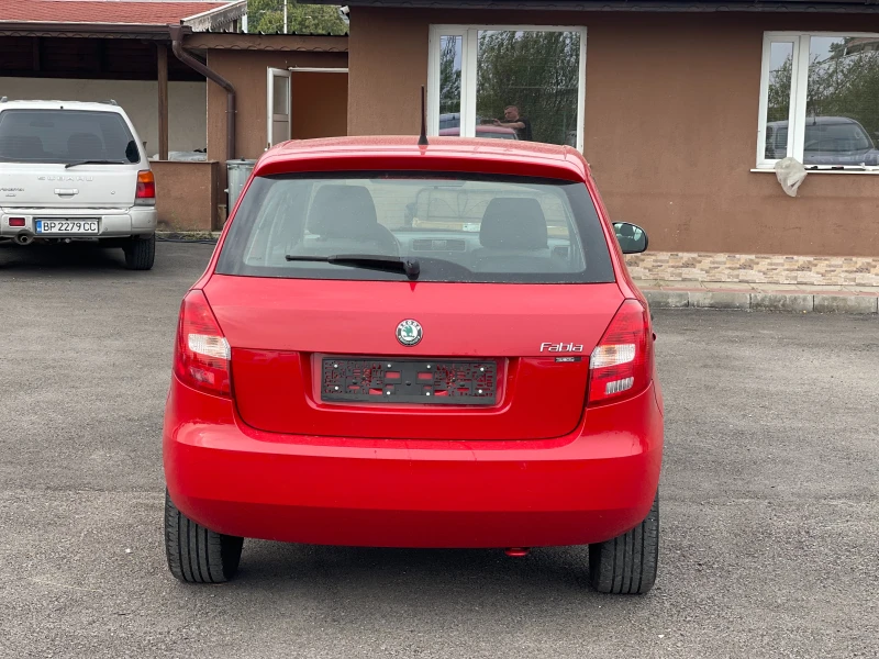 Skoda Fabia 1.2i, снимка 5 - Автомобили и джипове - 47188906