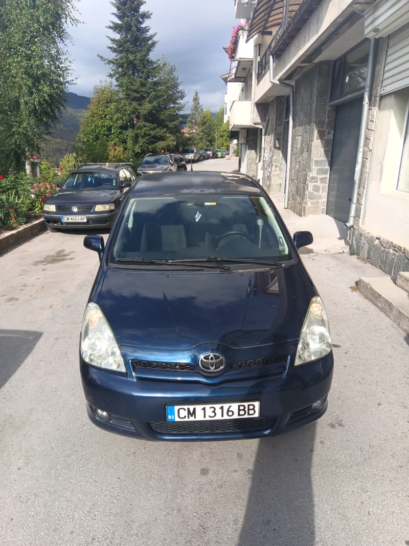 Toyota Corolla verso 2.0d, снимка 1 - Автомобили и джипове - 47243700